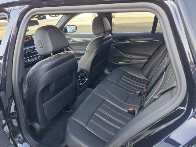 BMW 530 530d M-Sport xDrive