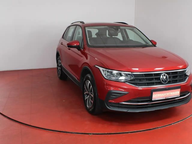 Volkswagen Tiguan 1.4 TSI Life eHybrid