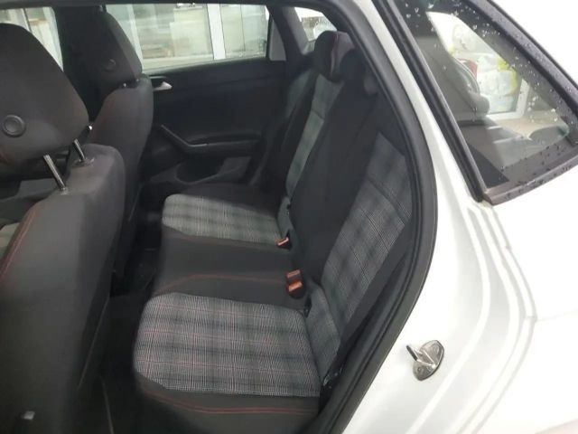 Volkswagen Polo 2.0 TSI DSG GTI