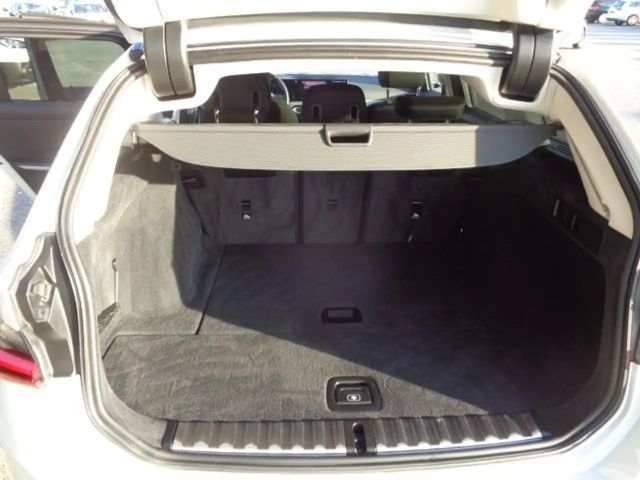 BMW 320 320d Touring xDrive