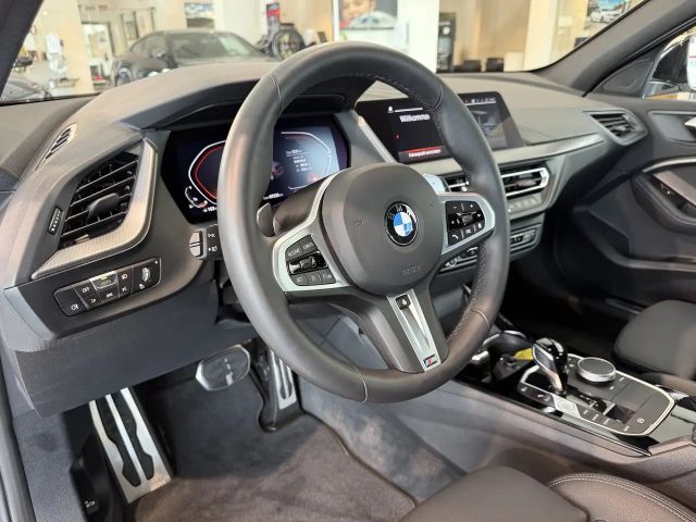 BMW 135 Sedan xDrive