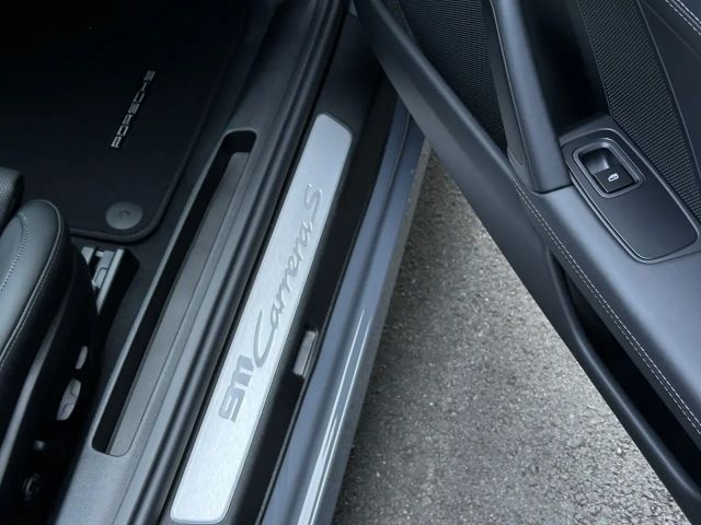 Porsche 992 Cabrio Carrera S