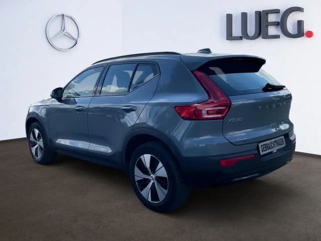 Volvo XC40 Dark Plus T4