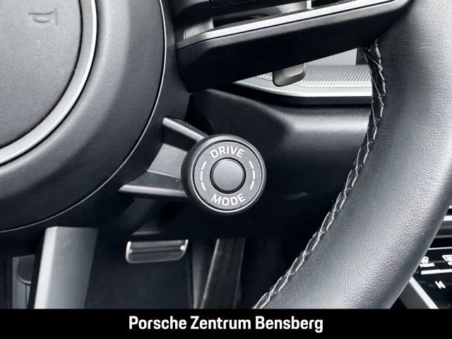 Porsche 992 Cabrio Carrera S