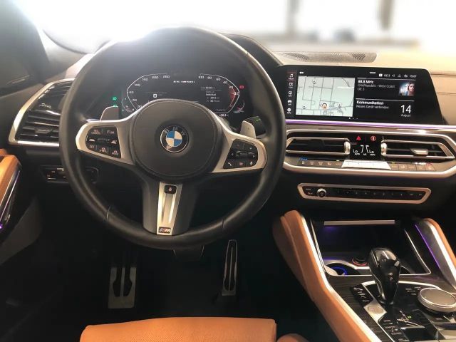 BMW X6 M50i