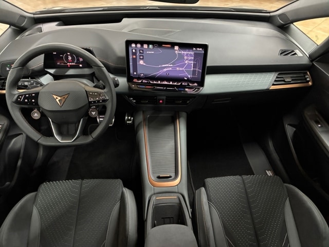 Cupra Born 240 kW (326PS) NAVI SHZ RFK