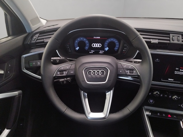 Audi Q3 S-Tronic