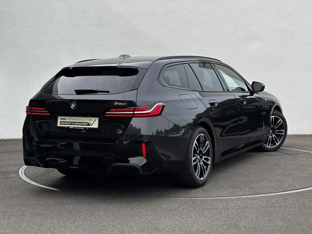 BMW 520 520i M-Sport Touring