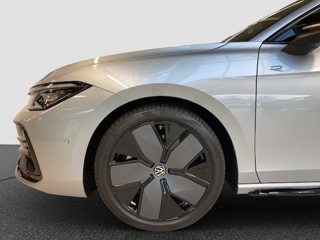 Volkswagen Passat 2.0 TDI DSG R-Line Style