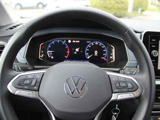 Volkswagen T-Cross Style