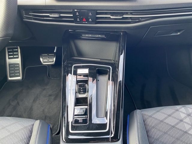 Volkswagen Golf 2.0 TSI 4Motion DSG Golf VIII