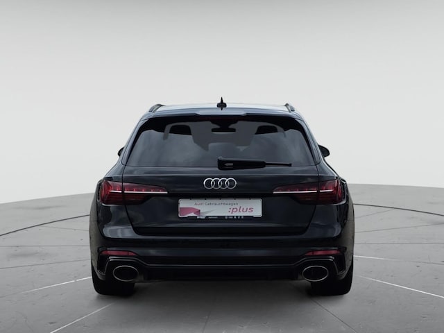 Audi RS4 Avant Quattro