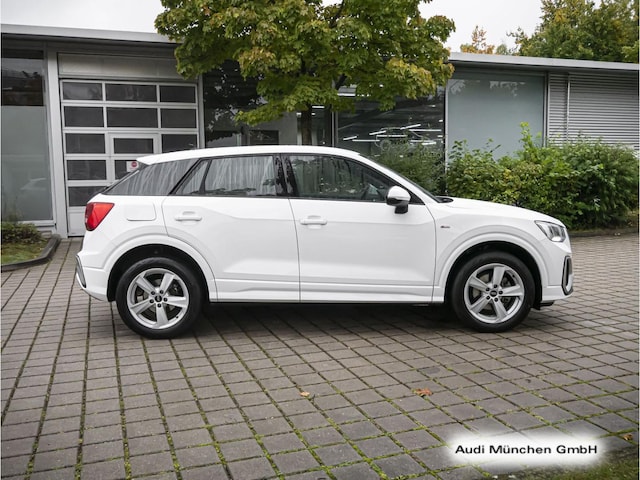 Audi Q2 30 TFSI S-Line