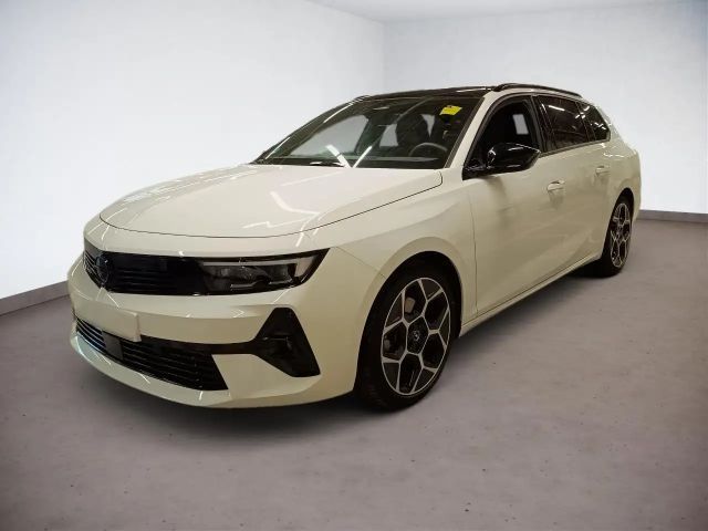 Opel Astra Sports Tourer Ultimate