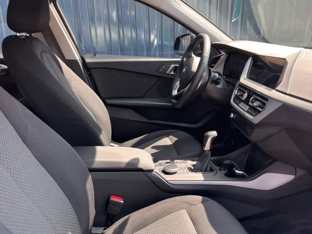 BMW 116 116i 5-deurs Sedan