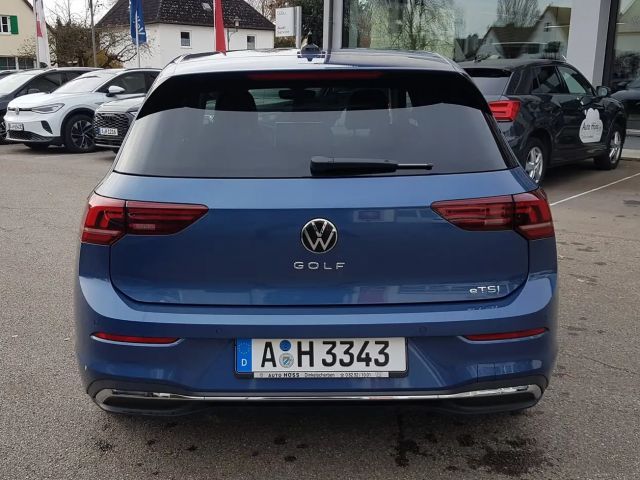Volkswagen Golf 1.5 eTSI DSG