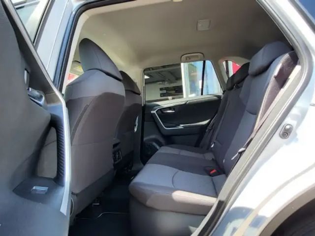 Toyota RAV4 4x2 Hybride Team D