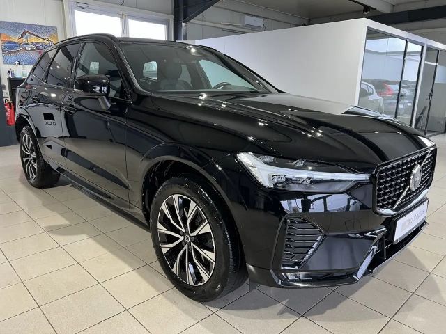 Volvo XC60 AWD Dark Plus