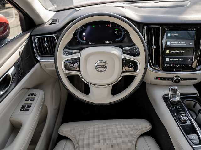 Volvo V60 AWD Bright Plus T6