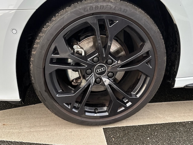 Audi A3 30 TFSI S-Line S-Tronic Sportback