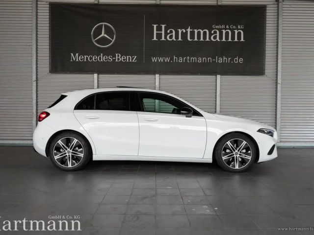 Mercedes-Benz A 200 Hatchback Progressive