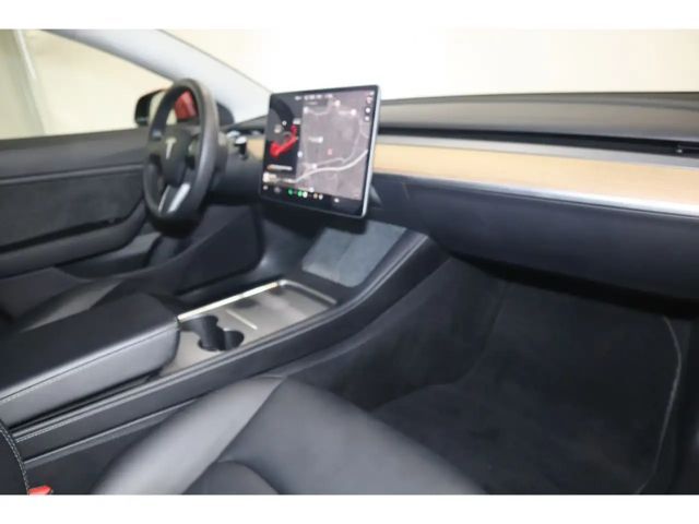 Tesla Model 3 AWD Dual Motor Performance