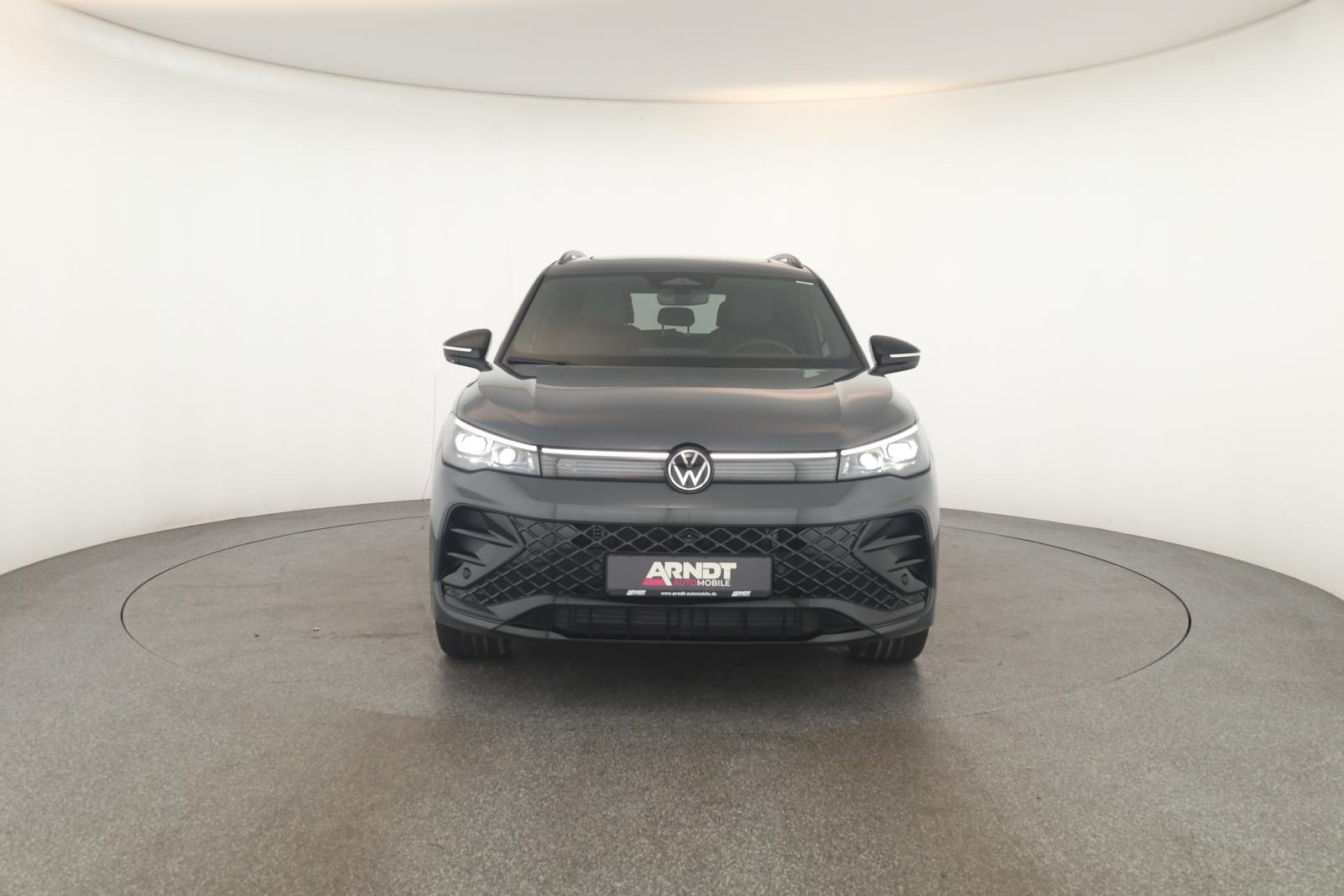 Volkswagen Tiguan 2.0 TSI DSG IQ.Drive R-Line