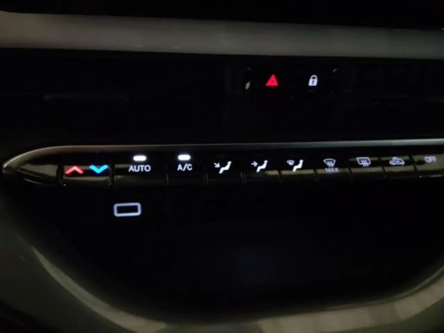 Fiat 500e Klimaautomatik Tempomat AppleCarPlay Bluetooth