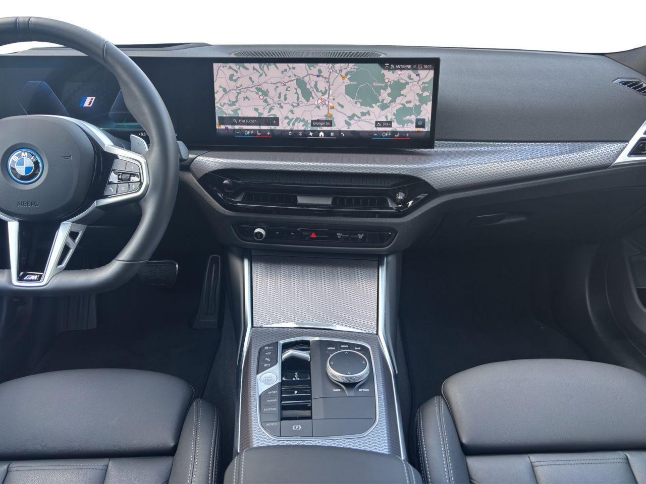 BMW 330 330e Touring xDrive