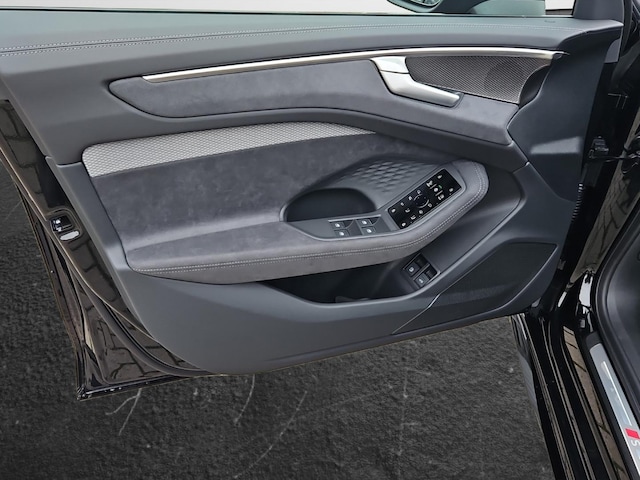 Audi A6 e-tron Avant Quattro