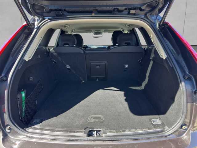 Volvo XC60 Dark Plus