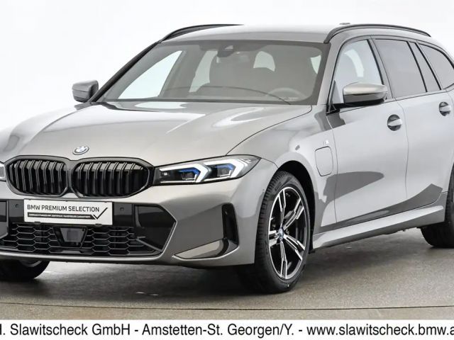 BMW 320 320e xDrive
