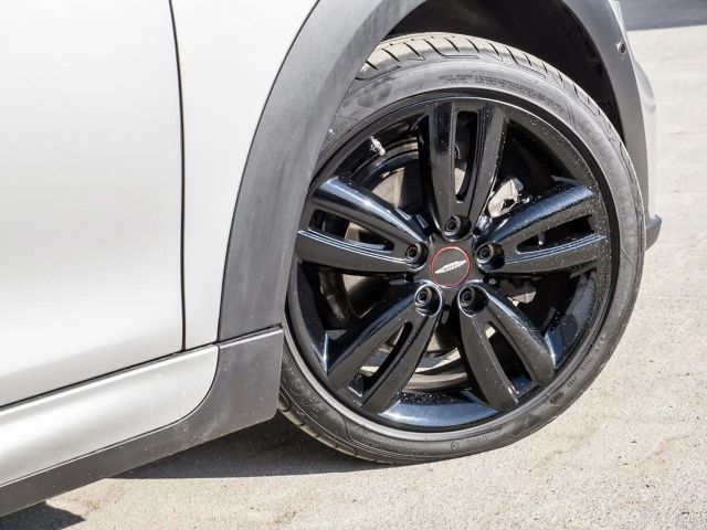 MINI Cooper John Cooper Works