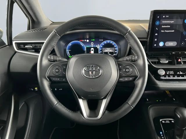 Toyota Corolla Hybride Team D