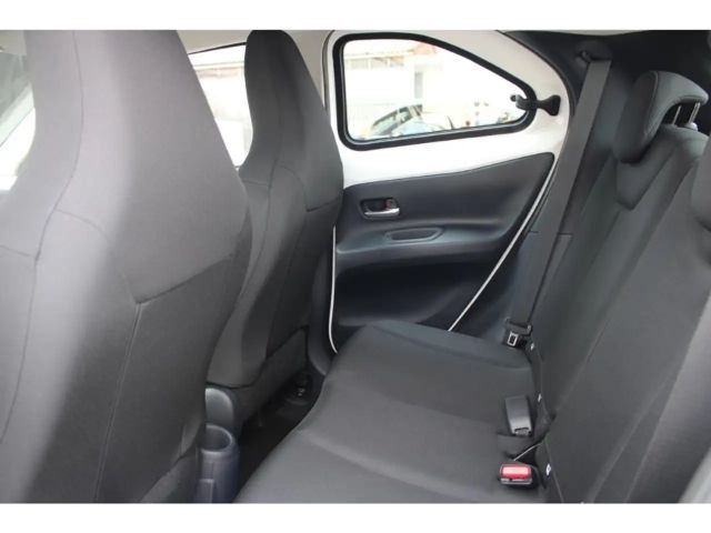 Toyota Aygo X Hatchback Play X-play