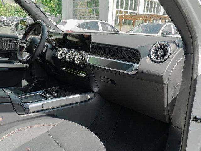 Mercedes-Benz GLB 250 4MATIC