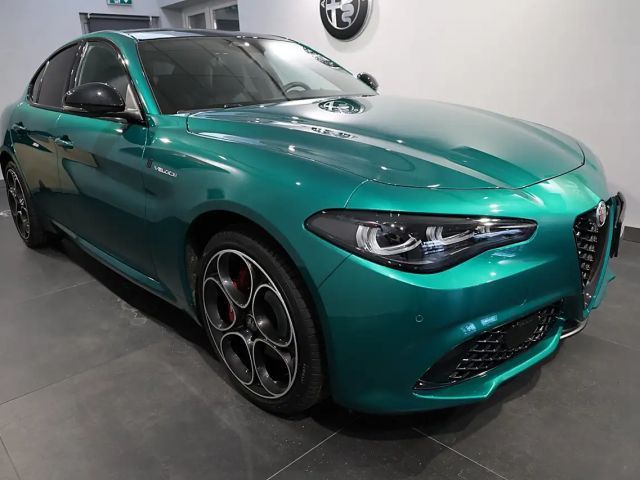 Alfa Romeo Giulia AT8 Q4 Veloce