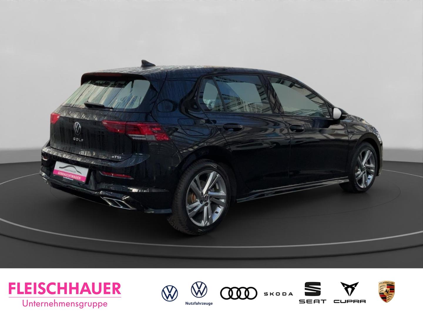 Volkswagen Golf 1.5 eTSI DSG Golf VIII R-Line