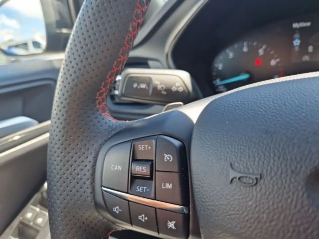 Ford Focus ST Line Wagon