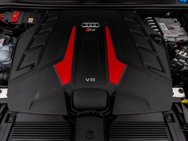 Audi RS Q8 Performance