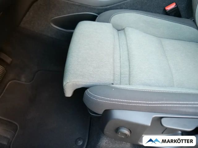 Volvo XC40 Core Recharge T4