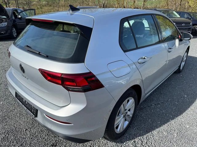 Volkswagen Golf 1.5 TSI Golf VIII IQ.Drive Life