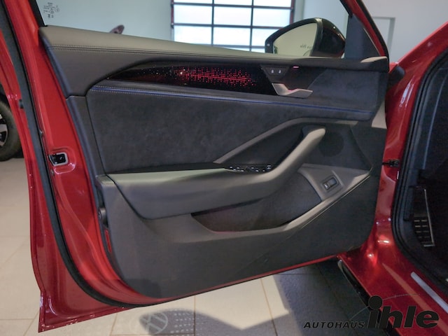 Volkswagen Passat DSG R-Line Style