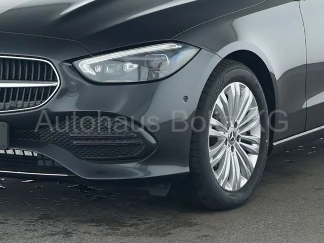 Mercedes-Benz C 200 Sedan