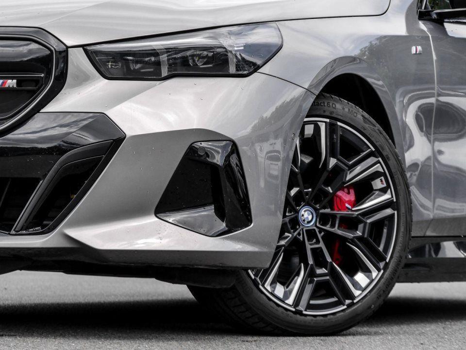 BMW i5 M60 Touring xDrive