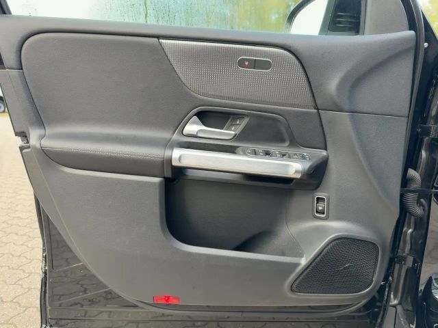 Mercedes-Benz GLB 180 Progressive