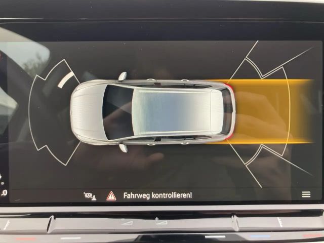 Volkswagen Golf 2.0 TDI DSG Life Variant