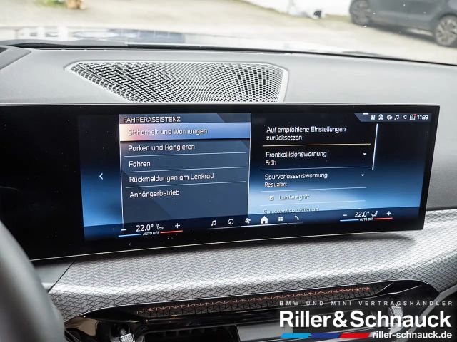 BMW 330 330i M-Sport Sedan xDrive