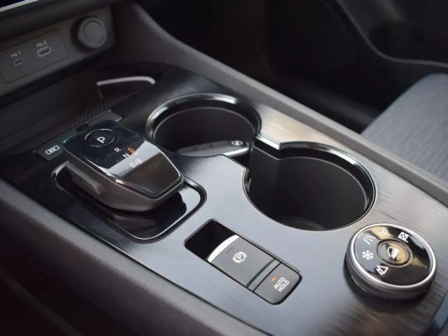 Nissan X-trail AWD N-Connecta