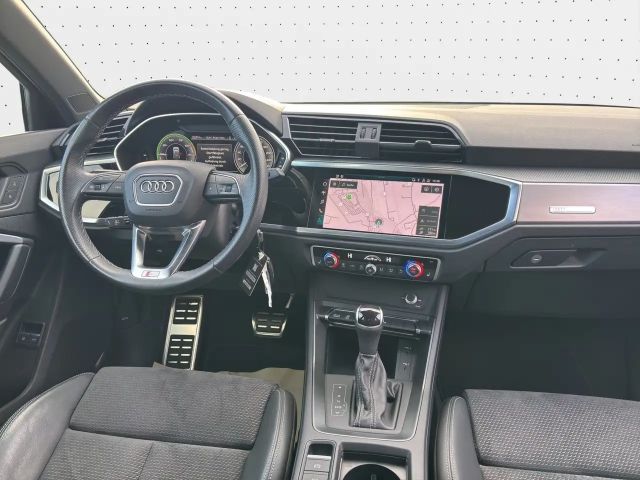 Audi Q3 Hybride S-Line S-Tronic